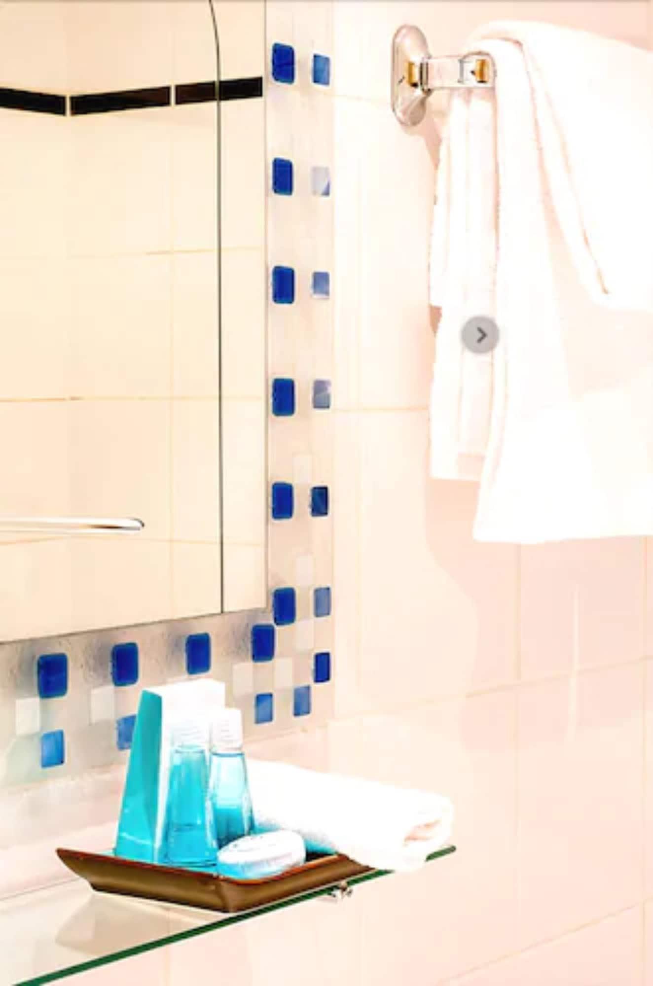 Hotel Opera Deauville Париж Екстериор снимка