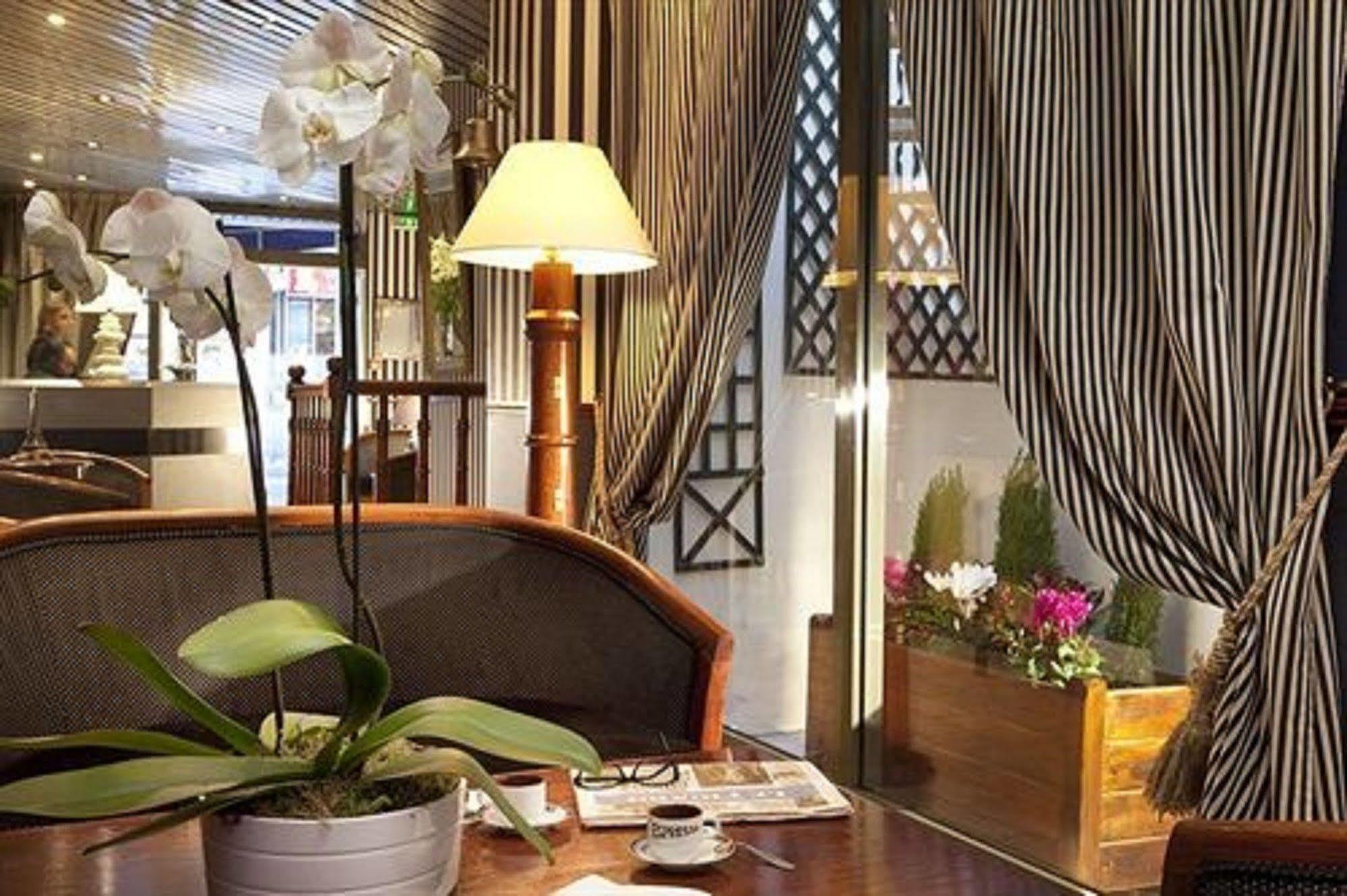 Hotel Opera Deauville Париж Екстериор снимка
